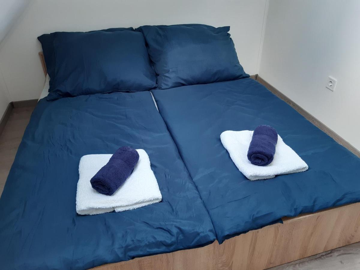 Peak Apartman Eger Eksteriør bilde